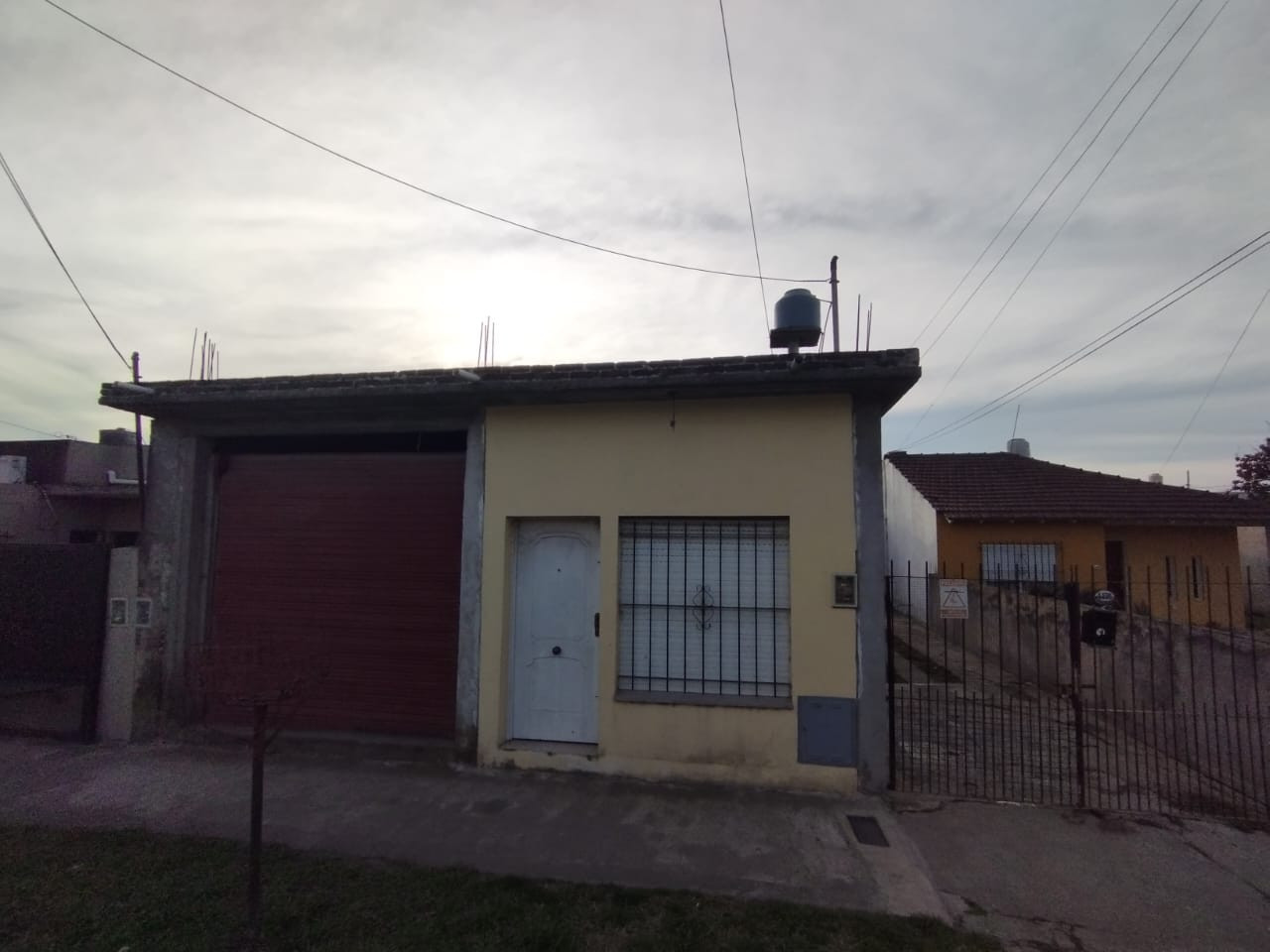 Casa en venta a 150 Mts de Av. Croacia