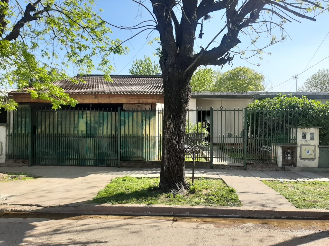 HERMOSA CASA CON TRES DORMITORIOS APTO CREDITO EN BARRIO SANTA RITA, JOSE C PAZ